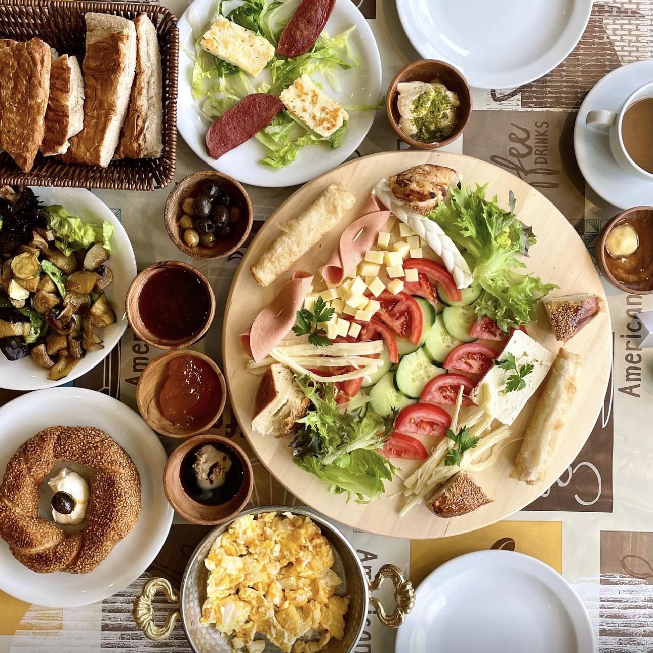 Extended Hours & Evening Dining Now Available!